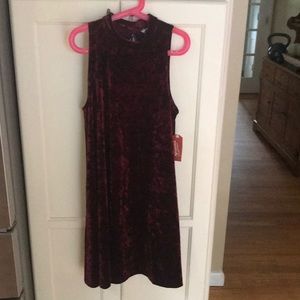 Arizona red velvet dress NEW